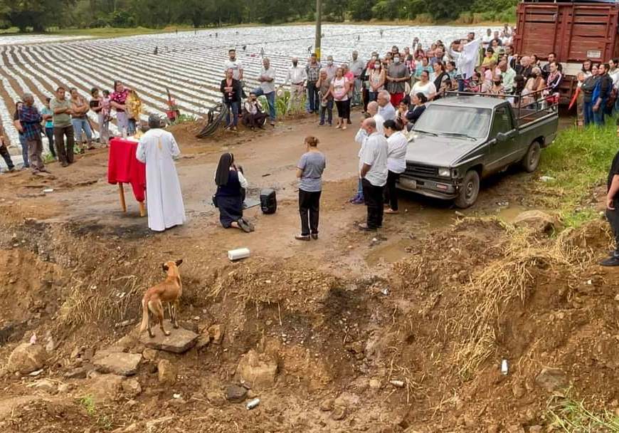 Desplazados en Coalcomán Michoacán