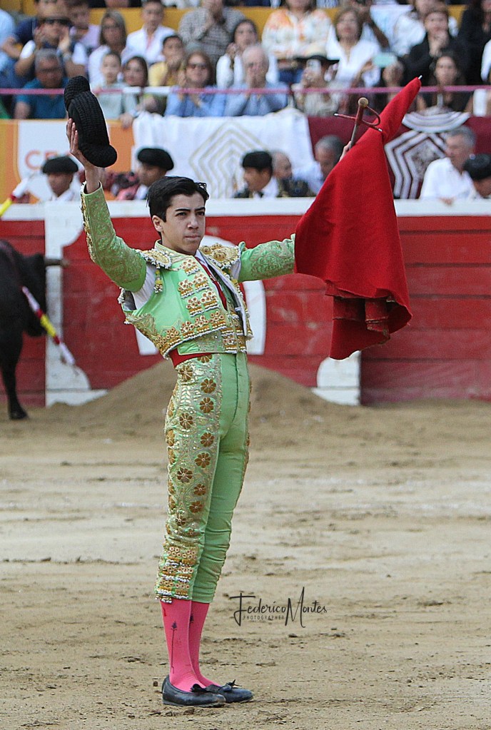 FERIA DE SAN SEBASTIÁN – PRIMER FESTEJOMarco Pérez por la Puerta Grande, aprovechando los resquicios del encierro dela familia MolinaColmenares