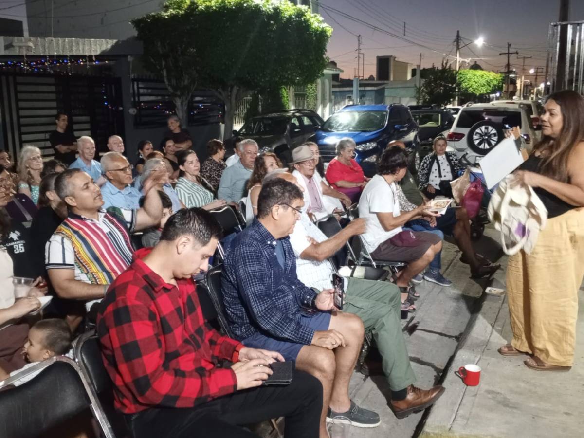 TODO FLUYÓ EN EL ENCUENTRO DE POESÍA AMOROSA EN VILLA GALAXIA