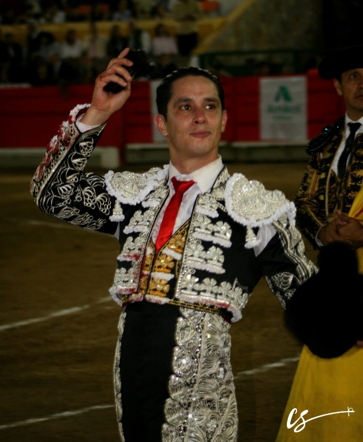 Marco Pérez abre la Puerta Grande en San Cristóbal ( Venezuela)