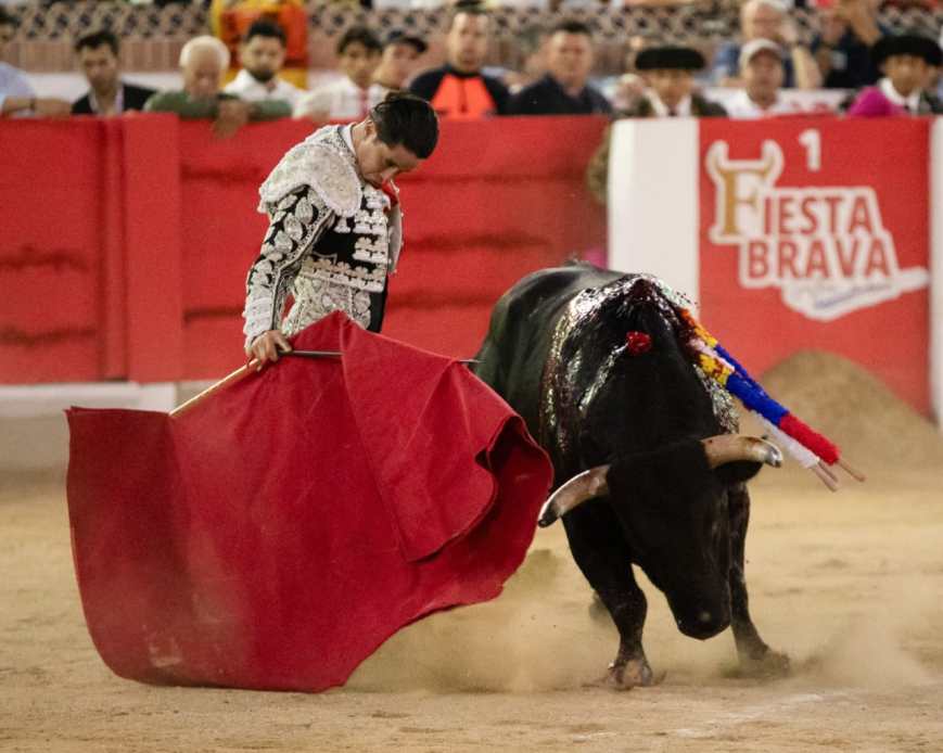 Antonio Suárez en doble compromiso taurino