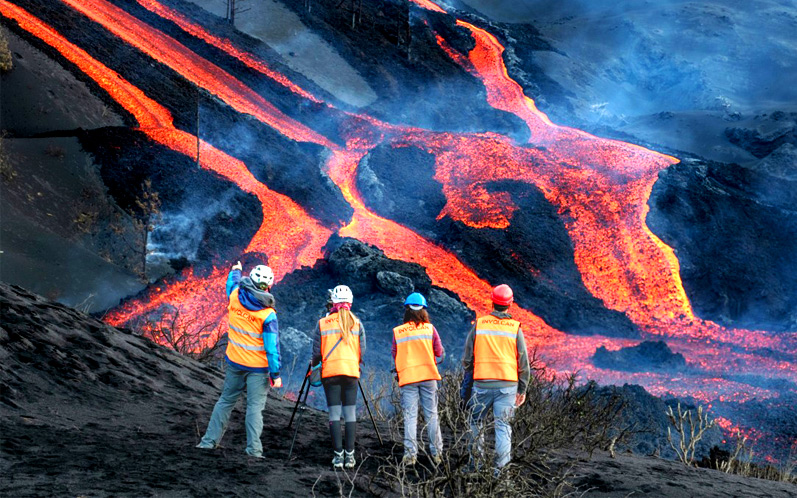 Exigen a INVOLCAN que publique en tiempo real los datos de su red de vigilancia volcánica y más transparencia sobre su financiación y política de personal