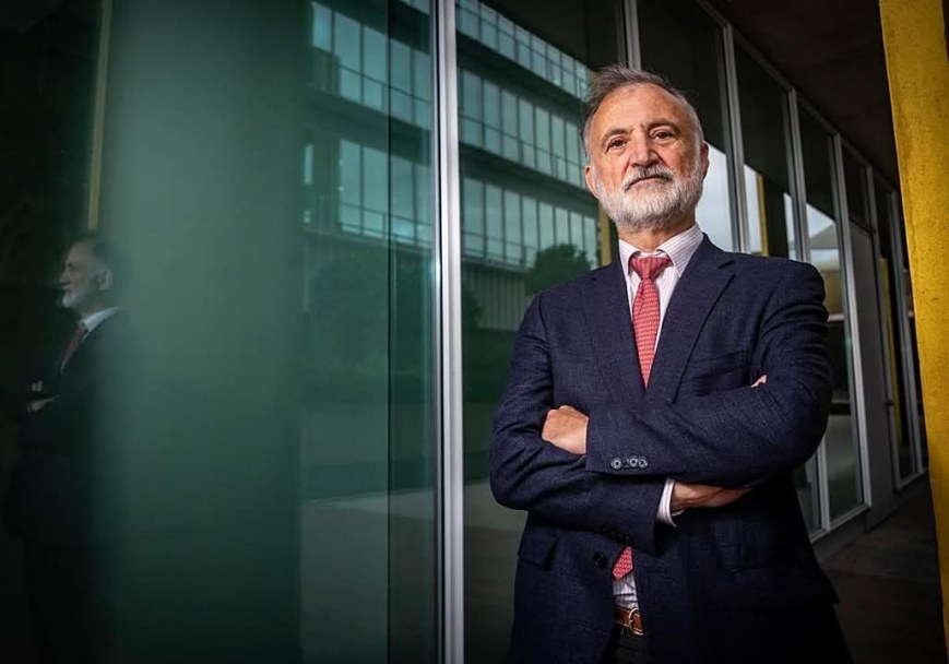 Rodríguez Garat y Rodríguez Fraga, un almirante militar honesto que predica dando ejemplos y un político vividor farsante que presume dando pelotazos