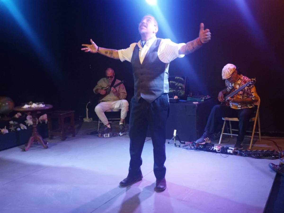 CINE, TEATRO Y BLUES