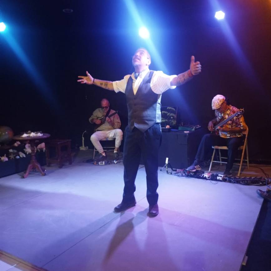 CINE, TEATRO Y BLUES