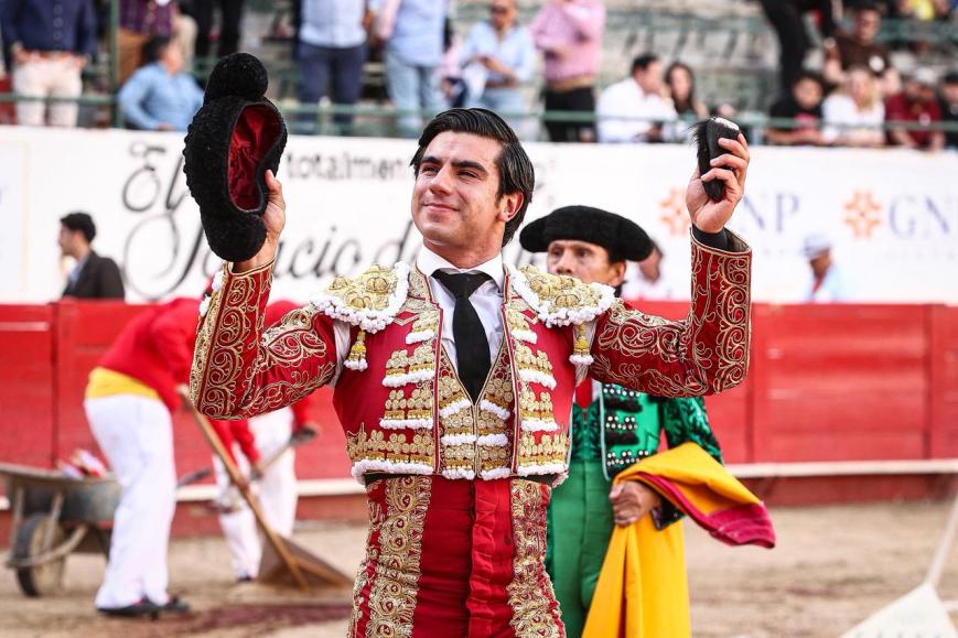 «FERIA DE PASCUA EN ARLÉS, FRANCIA». ¡Colombo va por Venezuela!