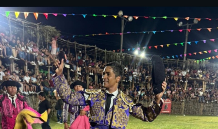 Tomás Martínez triunfa en Iturbide (México)