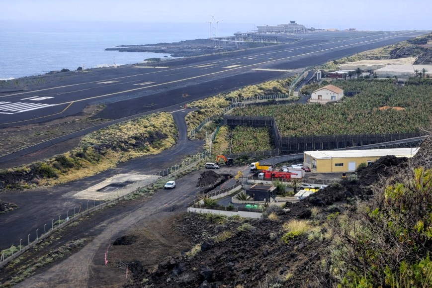 “El Cabildo palmero renuncia a la soberanía de la isla con el agua para implantar desaladoras que ya cuestiona hasta la Comisión Europea”