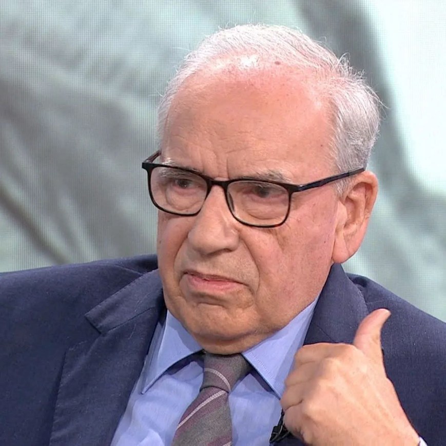 Alfonso Guerra, hombre fuerte del PSOE describe minuciosamente y destapa detenidamente la sistémica corrupción del PSOE en manos de macarras y bandidos