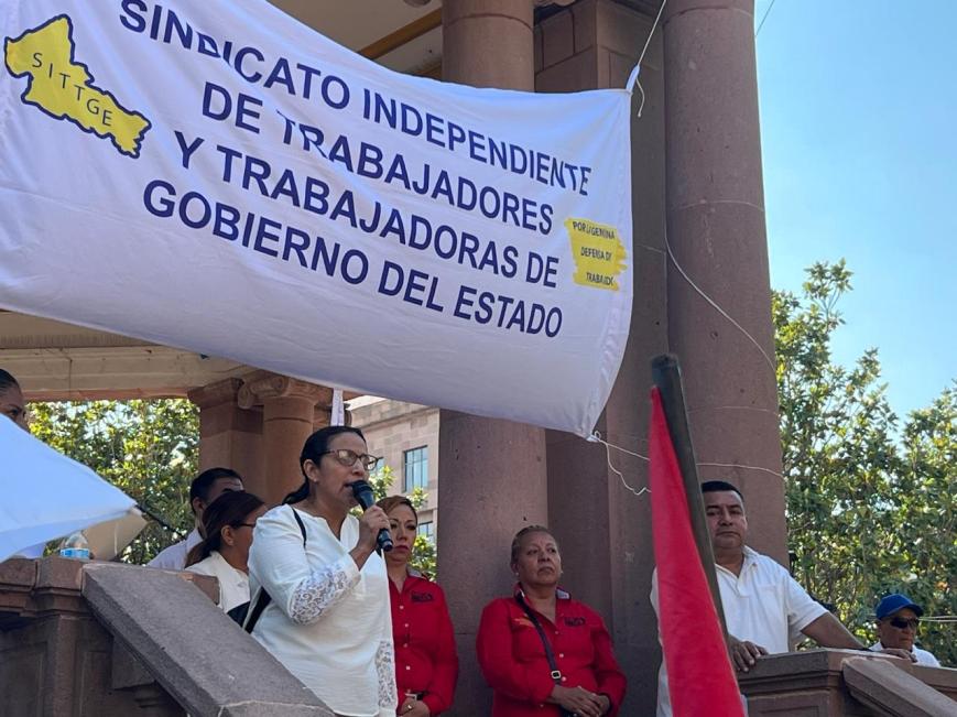 EN EL DÍA DEL TRABAJO, SITTGE DEMANDA AL GOBERNADOR RESUELVA ILEGAL CONFLICTO LABORAL.