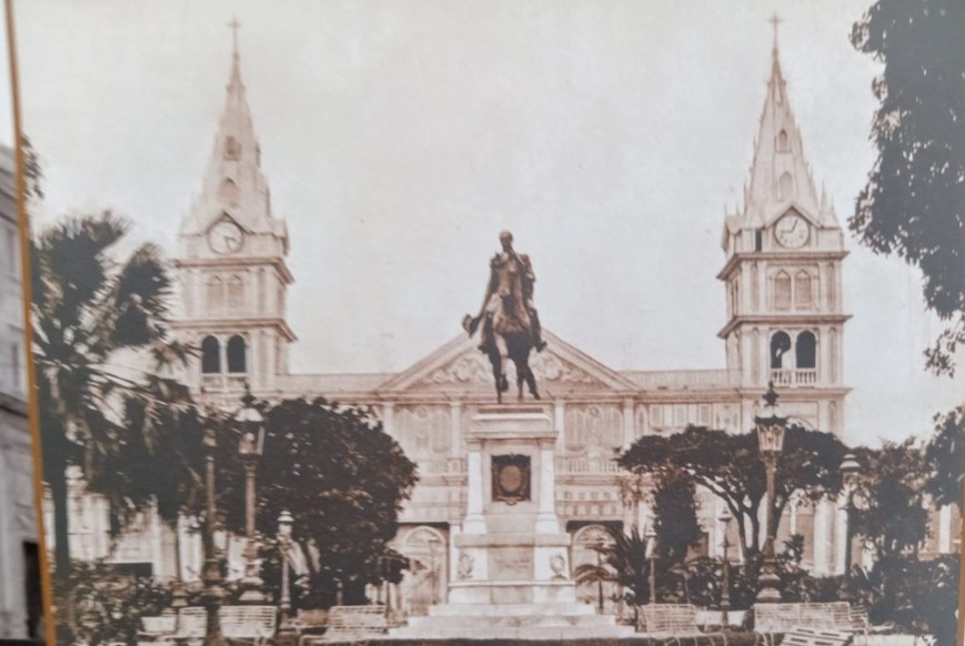 GUAYAQUIL 1975-1980