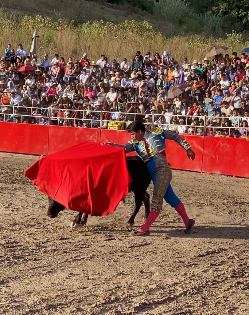 Fabio Castañeda regresa con marcha triunfal a la Feria de Celendín, Perú