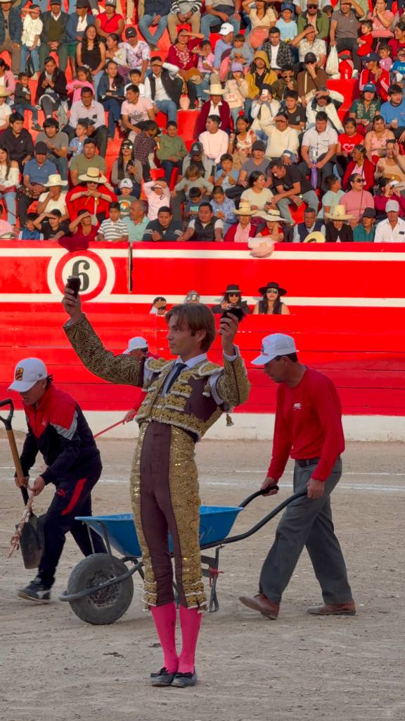 Francés Andy Younes debuta en la feria de Tovar, Venezuela 