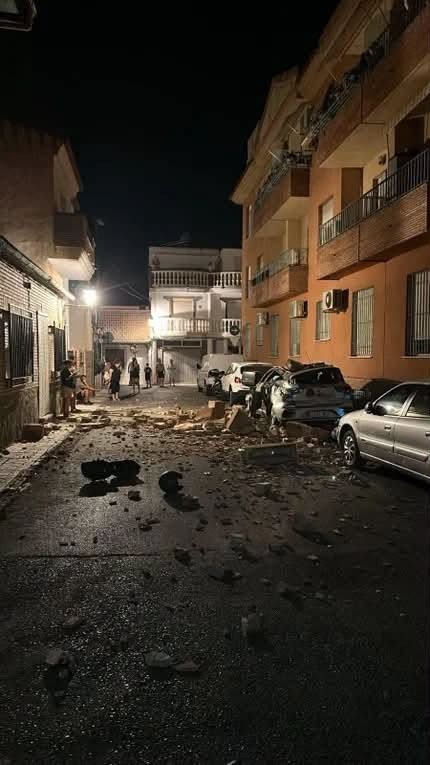 MADRUGADA SÍSMICA EN GRANADA (ESPAÑA)