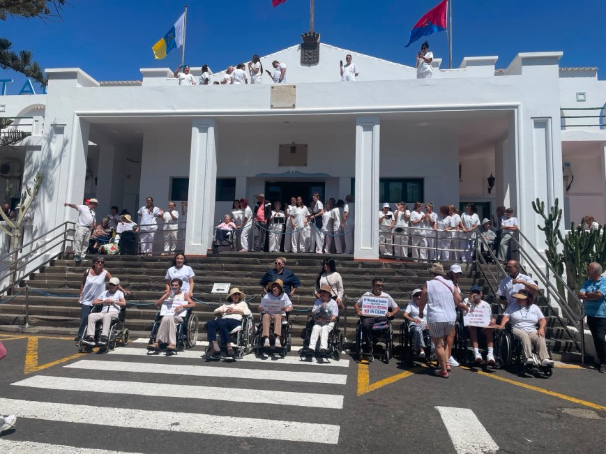 La plataforma Hospital Insular responde al Sr Presidente del Cabildo de Lanzarote