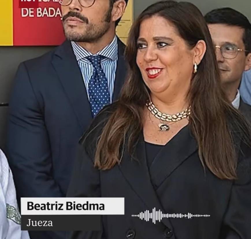 Beatriz Biedma la magistrada jueza, victima de la aberrante y macabra persecución por condenar al parásito y vividor David Sánchez hermanisimo de Pedro Sánchez jerarca jefe del PSOE y presidente del Gobierno Frankenstein de España